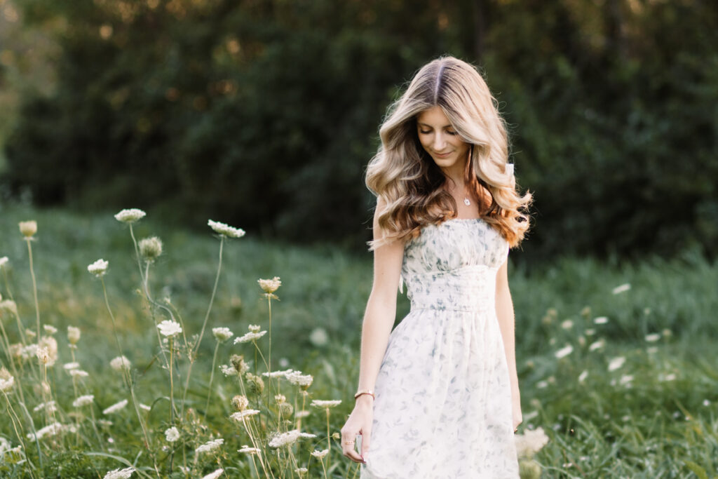 Gorgeous High School Senior Frankfort IL in a field of flowers